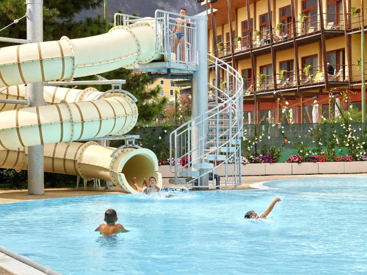 Garda Sporting Club Hotel Riva del Garda Kültér fotó