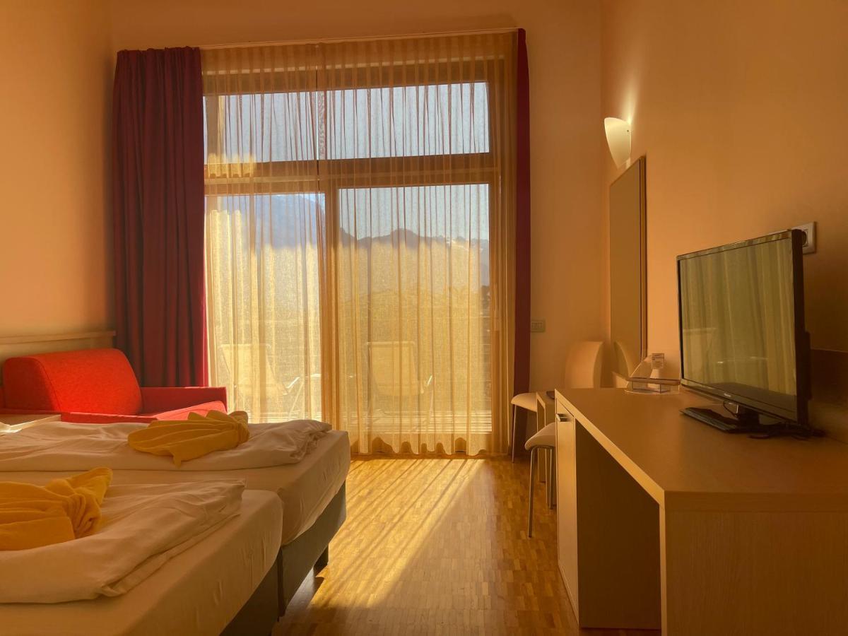 Garda Sporting Club Hotel Riva del Garda Kültér fotó