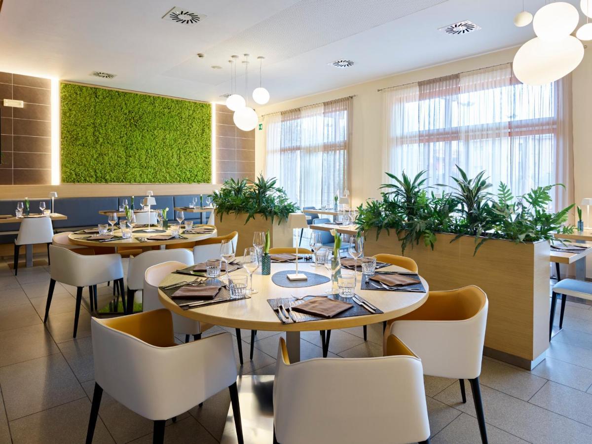 Garda Sporting Club Hotel Riva del Garda Kültér fotó