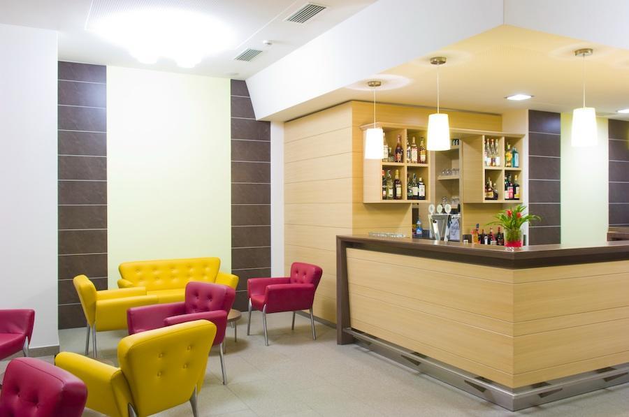 Garda Sporting Club Hotel Riva del Garda Kültér fotó